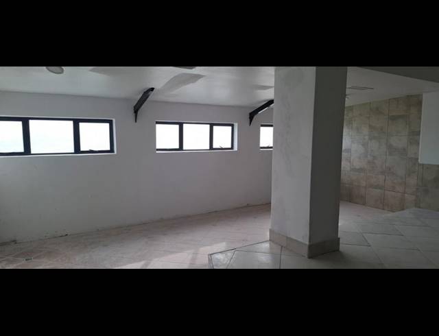 BUSINESS PROPERTY TO RENT IN STRAND CENTRAL